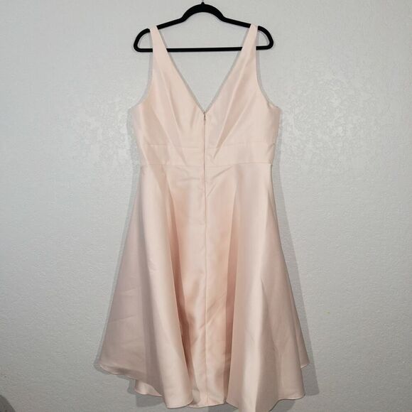 NWT Alfred Sung Blush Cocktail V-Neck Dress Size 18 - Picture 8 of 9